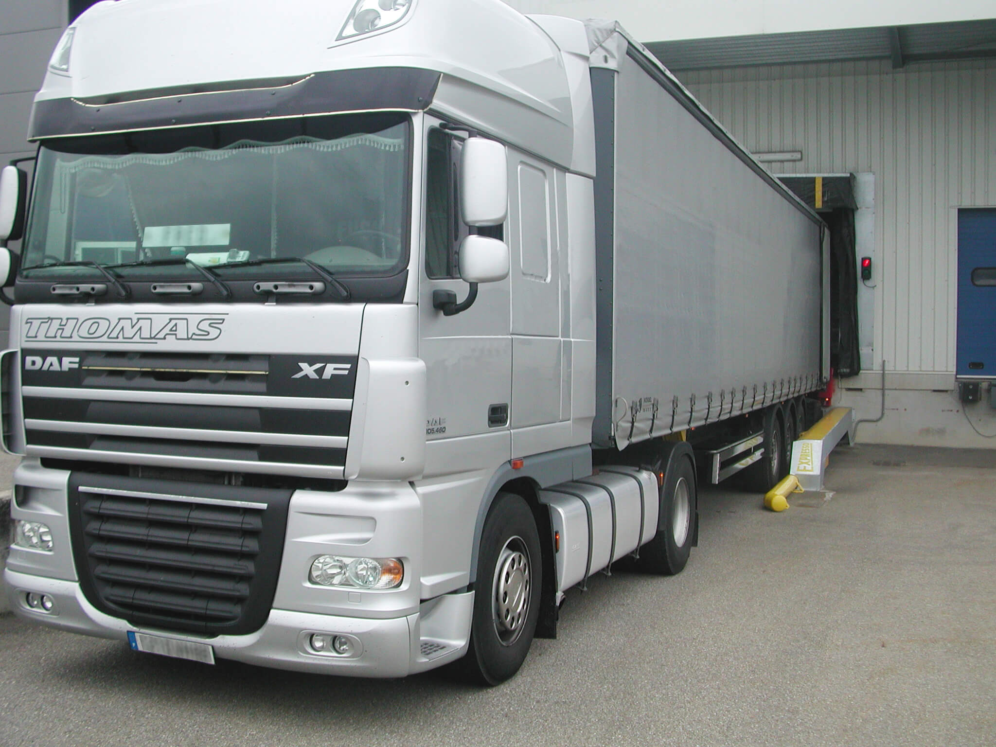 Expresso France_Stop Trucks_02